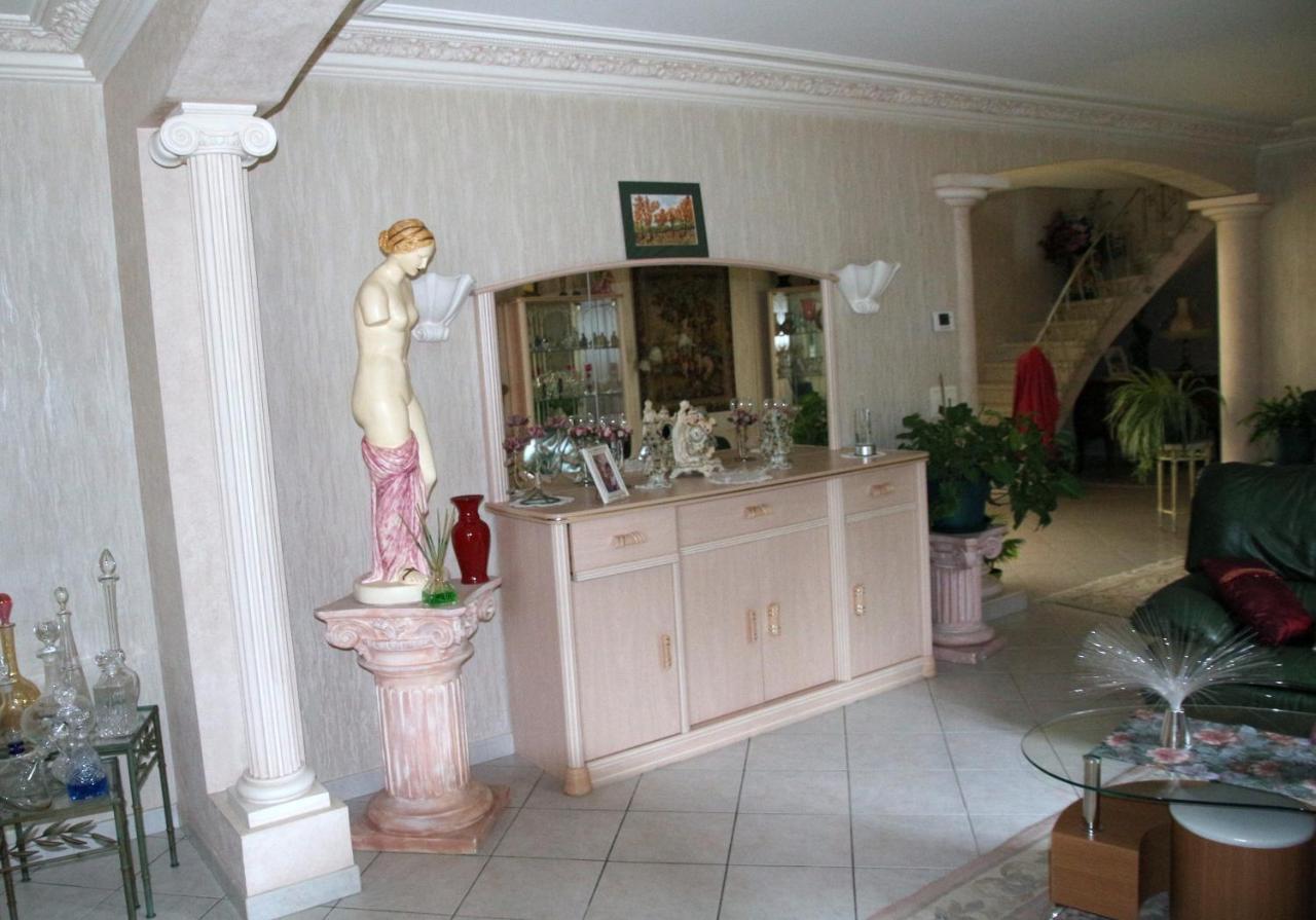 Domaine De La Pendule Panzió Issel Kültér fotó